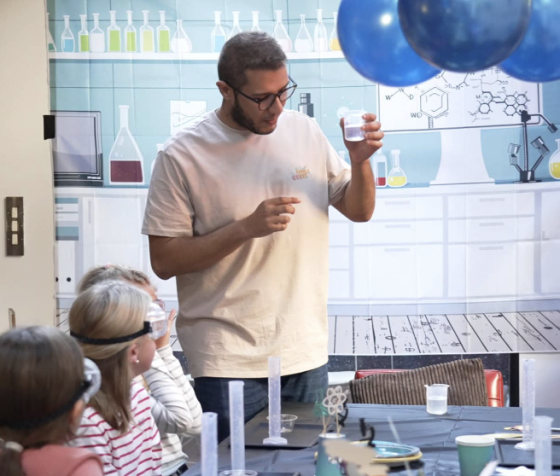 Anniversaire Apprenti chimiste à domicile - 5/12 ans - Paris et IDF