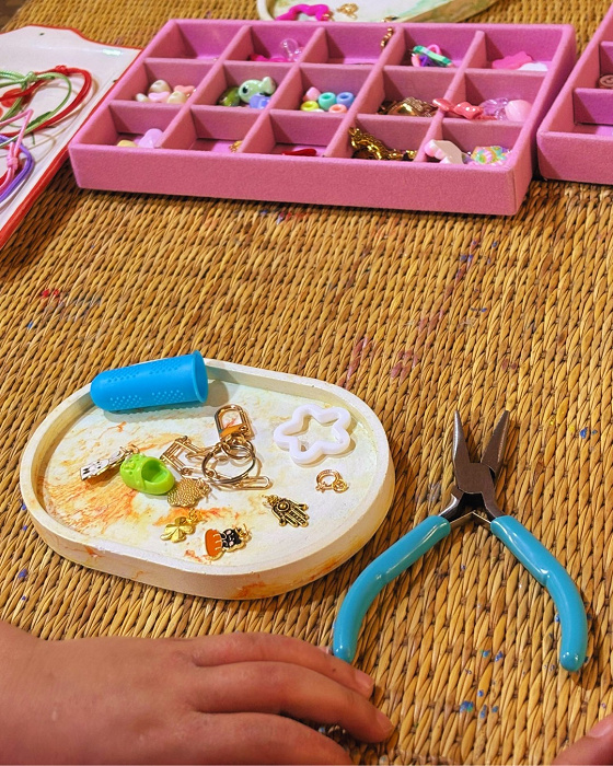 Anniversaire “Bar à Bijoux & Charms” - 5/13 ans - Paris 20e
