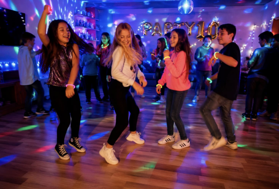 Anniversaire boom à Domicile - 6/16 ans - Paris et IDF