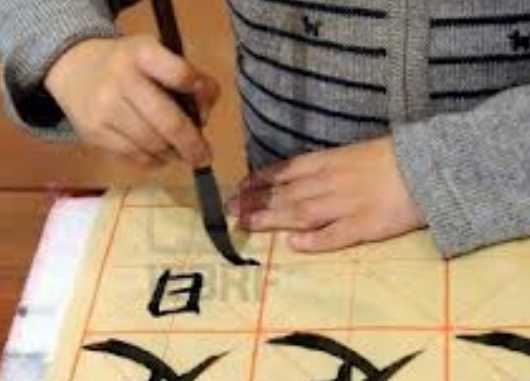 Anniversaire calligraphie japonaise à domicile - 7/14 ans - Paris et IDF