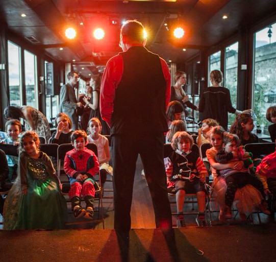 Anniversaire de Magie à domicile - 6/14 ans - Paris et Ile de France