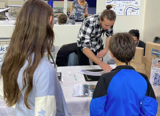 Anniversaire tour de magie / mentalisme à la maison à Domicile - 5/16 ans - Paris et IDF
