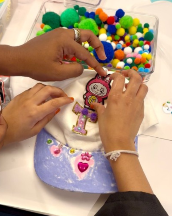 Atelier "Customise ta Casquette" – 5/12 ans – Paris 20e