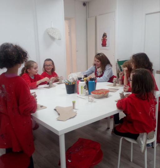 Atelier modelage/peinture ou théâtre - 3hx5j - 4/10 ans - Lyon 4è