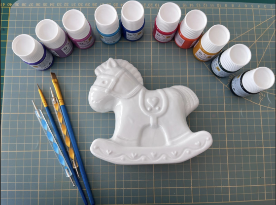 Atelier Peinture sur Céramique à Domicile - Paris et IDF