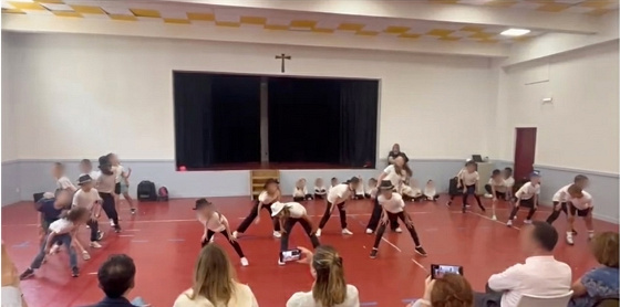 Stage danse sur les musiques du moment 5j - 7/12 ans - 78 Trappes