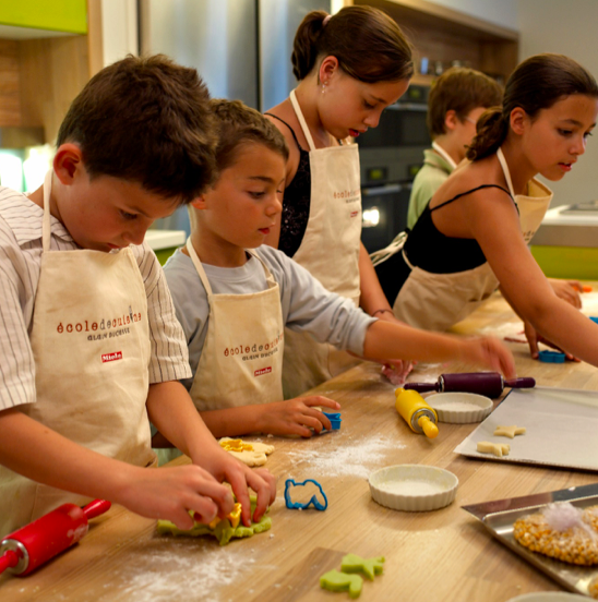 Stage de cuisine et pâtisserie chez un grand chef - 6/16 ans - Paris 16è