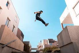 Stage Parkour : bouge, saute, dépasse-toi ! 2h30x5j - 7/20 ans - Paris 16e