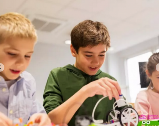 Stage programmation sous toutes ses formes 5j - 6/14 ans - Marseille 7è